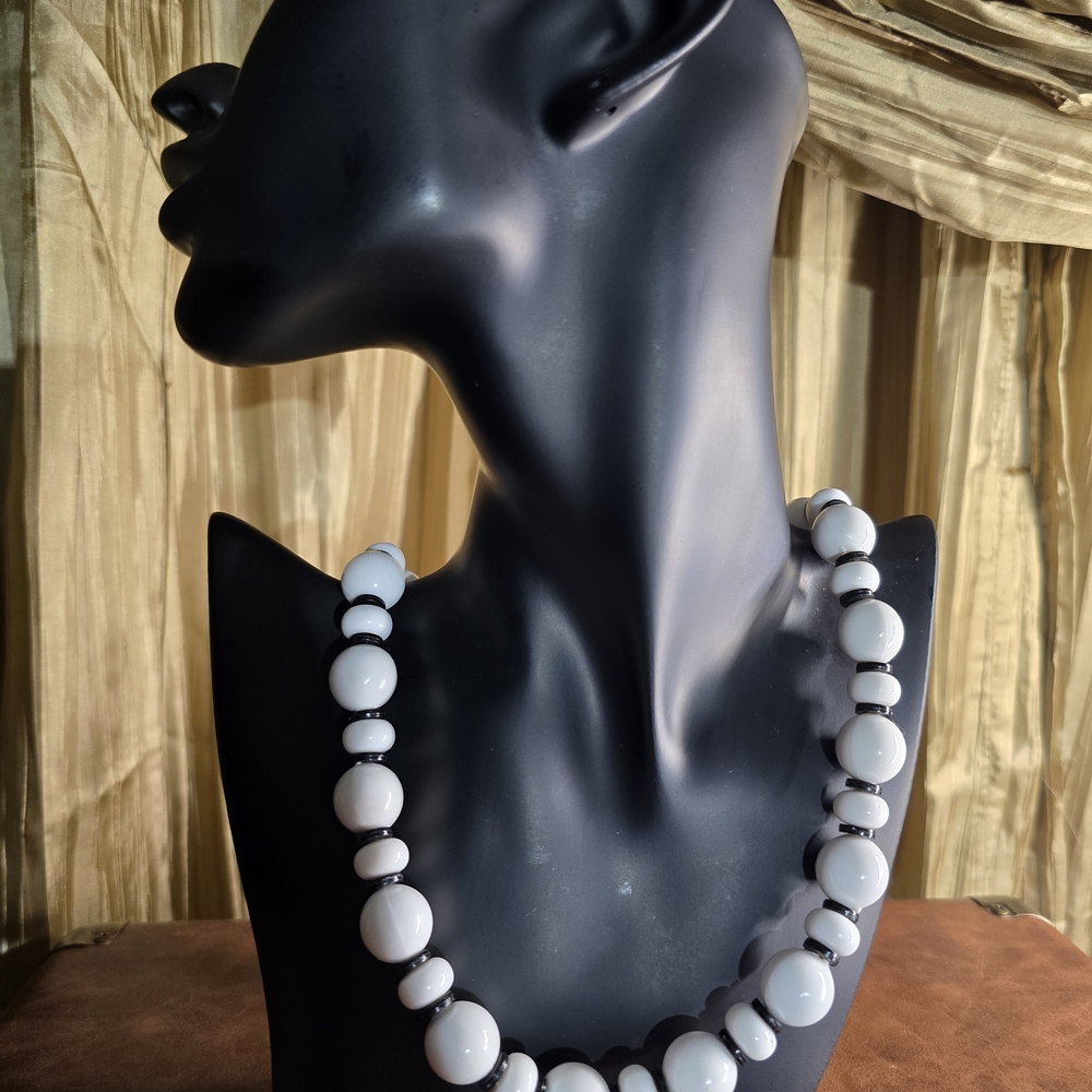 Elegant White Beaded Necklace